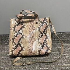 Madewell Zip-Top Transport Crossbody: Snake Embossed Leather Edition